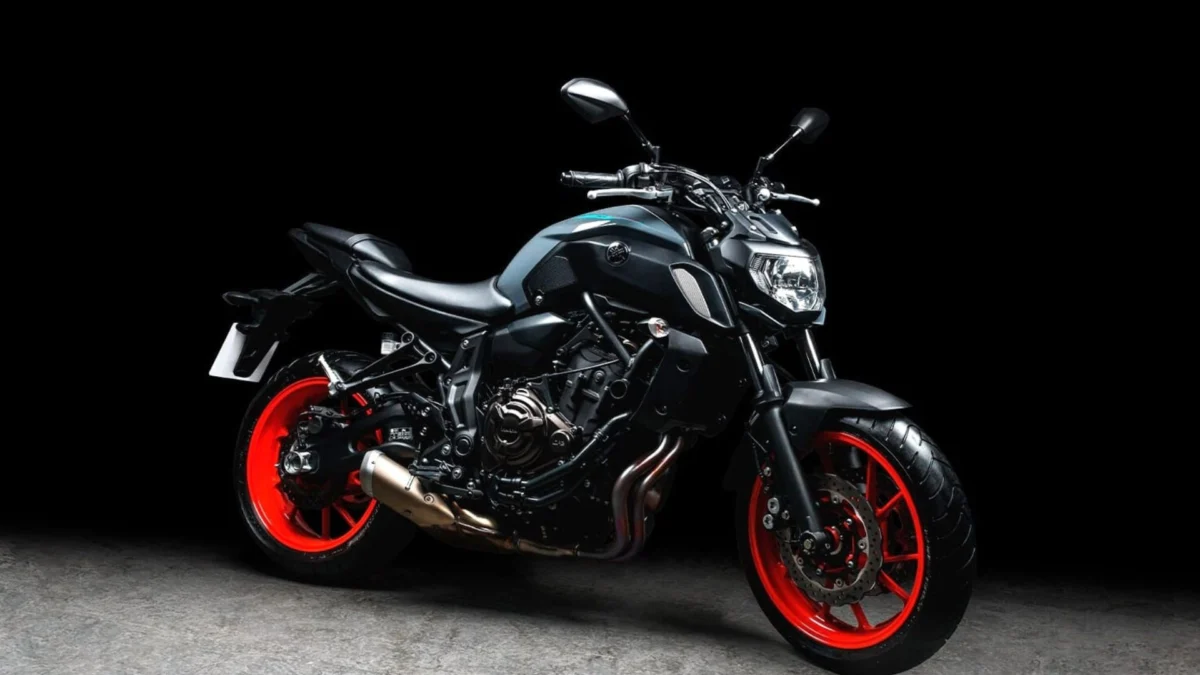 Desain Baru Yamaha MT-07 2023: Kesederhanaan yang Menawan