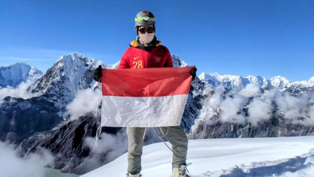 10 Gunung Paling Menantang di Dunia yang Harus Anda Coba