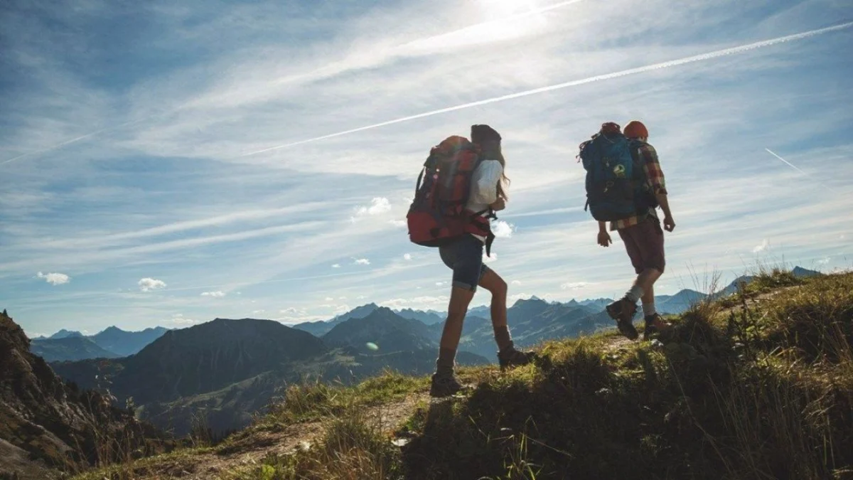 Tips Mendaki Gunung Untuk Pemula, Yuk Kepoin!