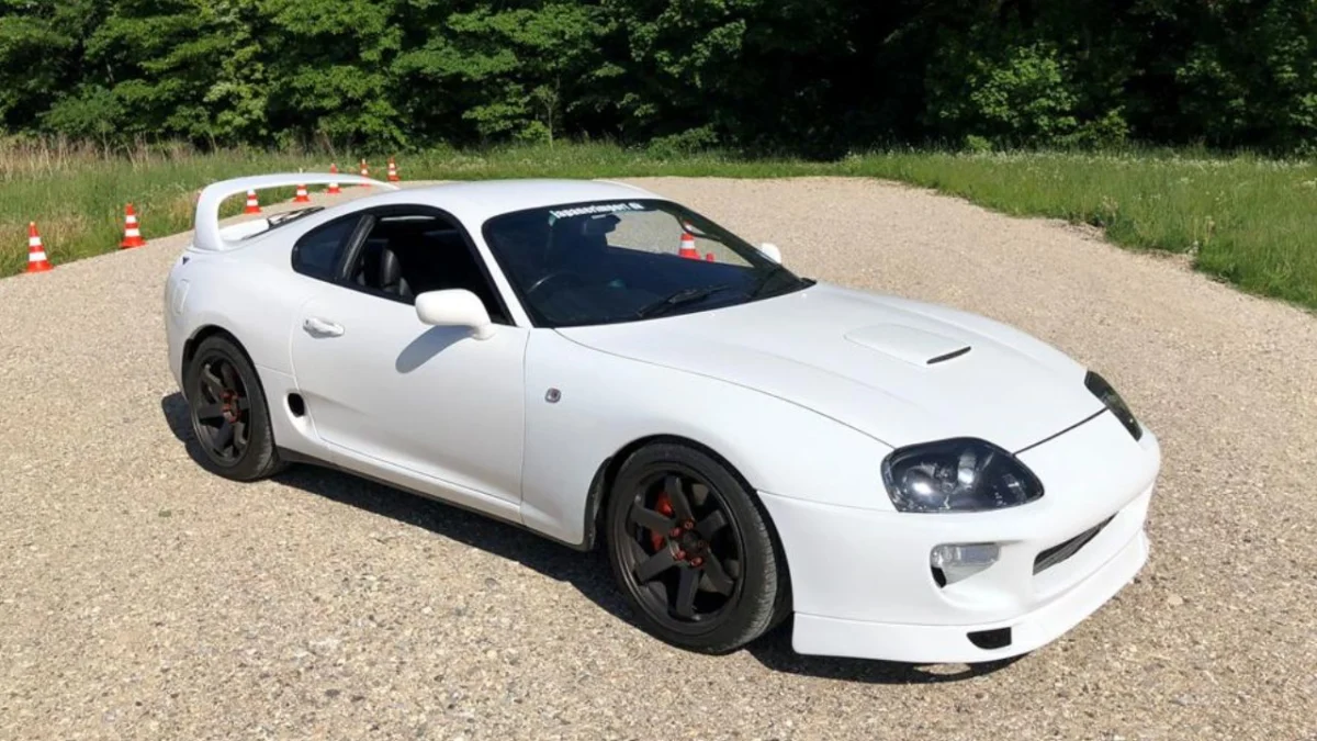 Mengapa Toyota Supra MK4 Masih Dicintai oleh Pecinta Mobil? Inilah Alasannya