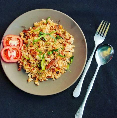 Resep Nasi Goreng Daun Jeruk Ala-ala Restoran, Di Jamin Ketagihan