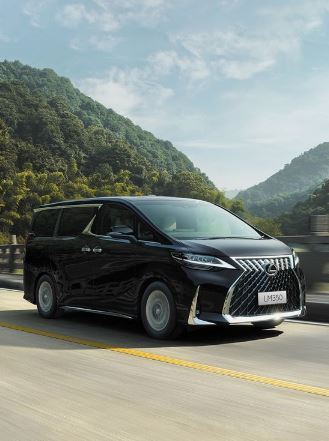 Kenali Performa Dan Kenyamanan Mobil Lexus LM350 Pada Tahun 2023