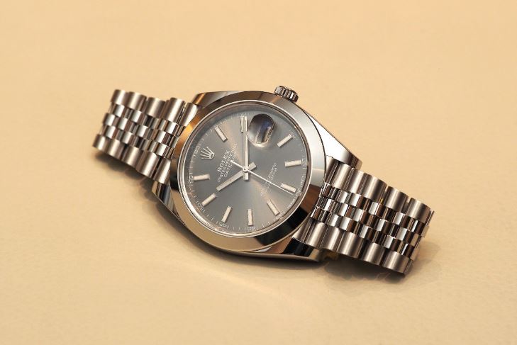 Harga Jam Tangan Rolex Oyster Perpetual Datejust Paling Ikonik Di Dunia