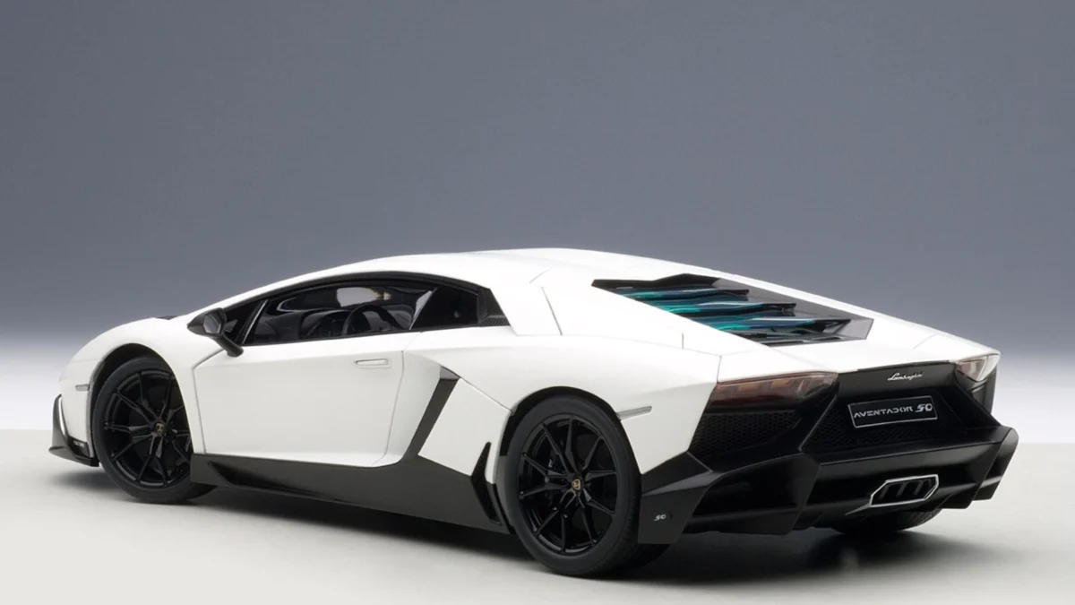 Prestasi Aerodinamis: Lamborghini Aventador LP720 di Uji