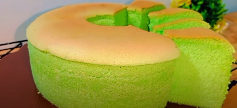 Cocok Buat Temen Ngopi, Inilah Resep Bolu Kukus Pandan yang Lembut