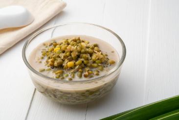 Cocok Nih Hidangan Ketika Musim Hujan, Simak Resep Membuat Bubur Kacang Hijau