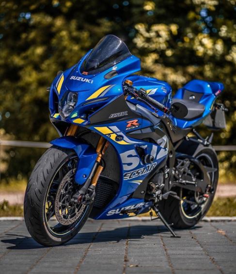 Spesifikasi Motor Suzuki GSX Dengan Tampilan Super Gagah