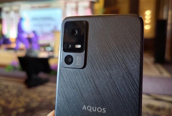 Sharp Aquos V6/5G NFC: Smartphone Murah Dengan Harga Makin Terjangkau di Bawah 1,5 Juta!