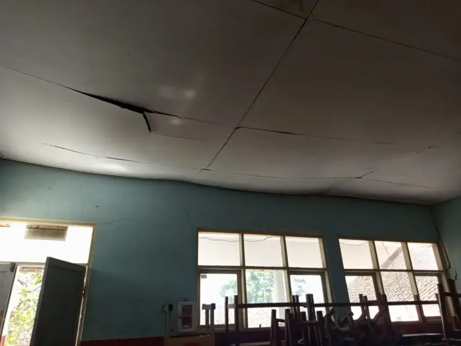 Satu Ruang Kelas SDN 4 Majasari Terancam Ambruk, Sekolah Kosongkan Ruangan Radar Garut